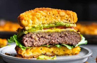 Mac and Cheese Burger Buns