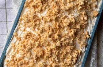 GOLDEN OREO POKE CAKE – The Southern Girl Cooks