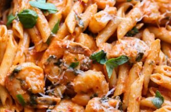 Creamy Tomato Shrimp Pasta – Cookies and Cups