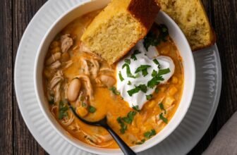 On the spot Pot White Rooster Chili