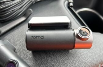 Two cameras on a funds