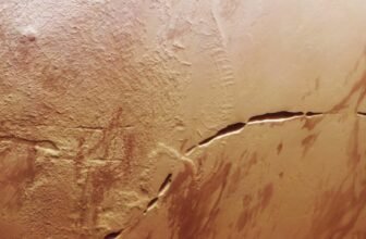 Mars-Orbiting Spacecraft Captures ‘Snaking Scar’ Throughout the Base of Monumental Volcano