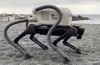 This vacuum robotic canine can discover and suck up trash with its ft