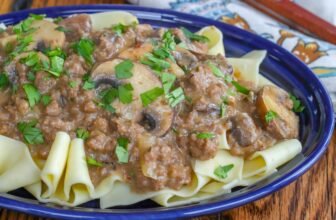 Floor Beef Stroganoff – Barefeet within the Kitchen