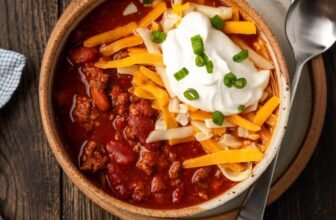 Instantaneous Pot Chili | Cookies and Cups
