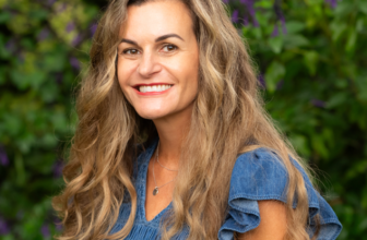 Episode #149: “Scrolling & Self-Esteem: Physique Picture in a Digital Age” with Dr. Charlotte Markey