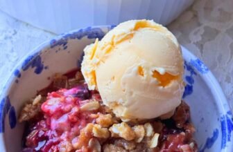 MIXED BERRY CRISP – The Southern Girl Cooks