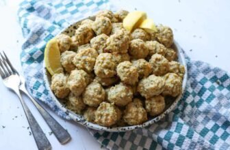 Straightforward Hen Meatballs (Tender and Juicy)